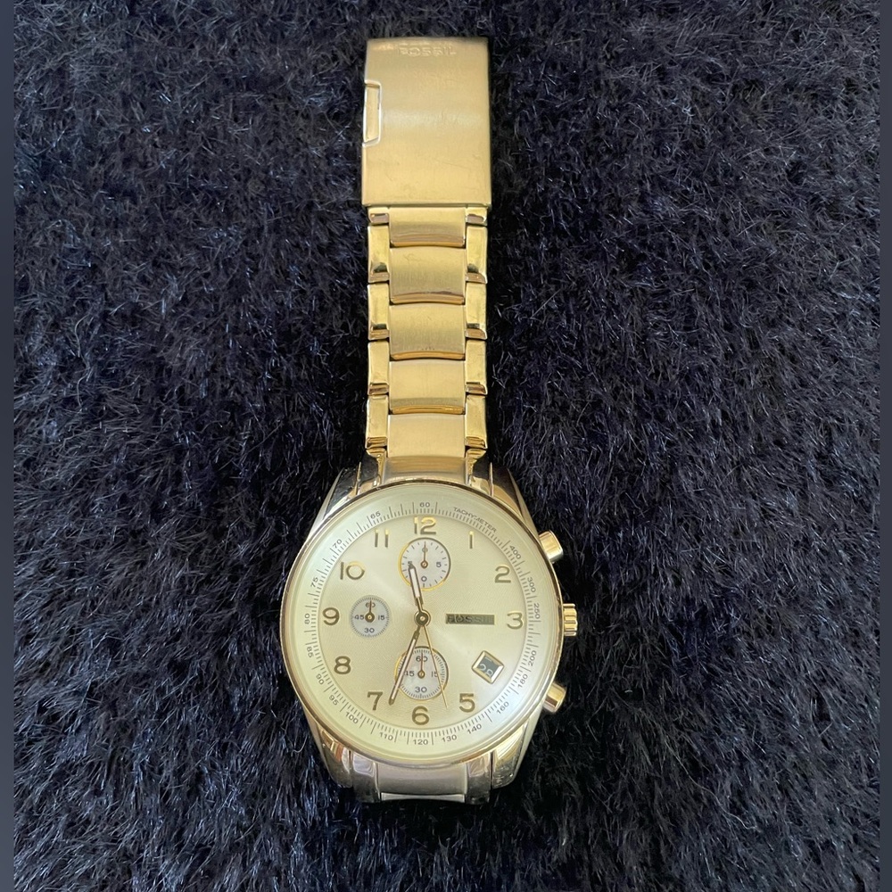 Women’s Fossil oversized face watch